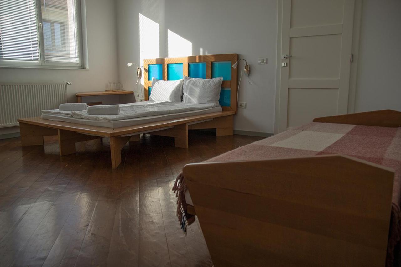 The Zen Hotel - Posticum Oradea Extérieur photo