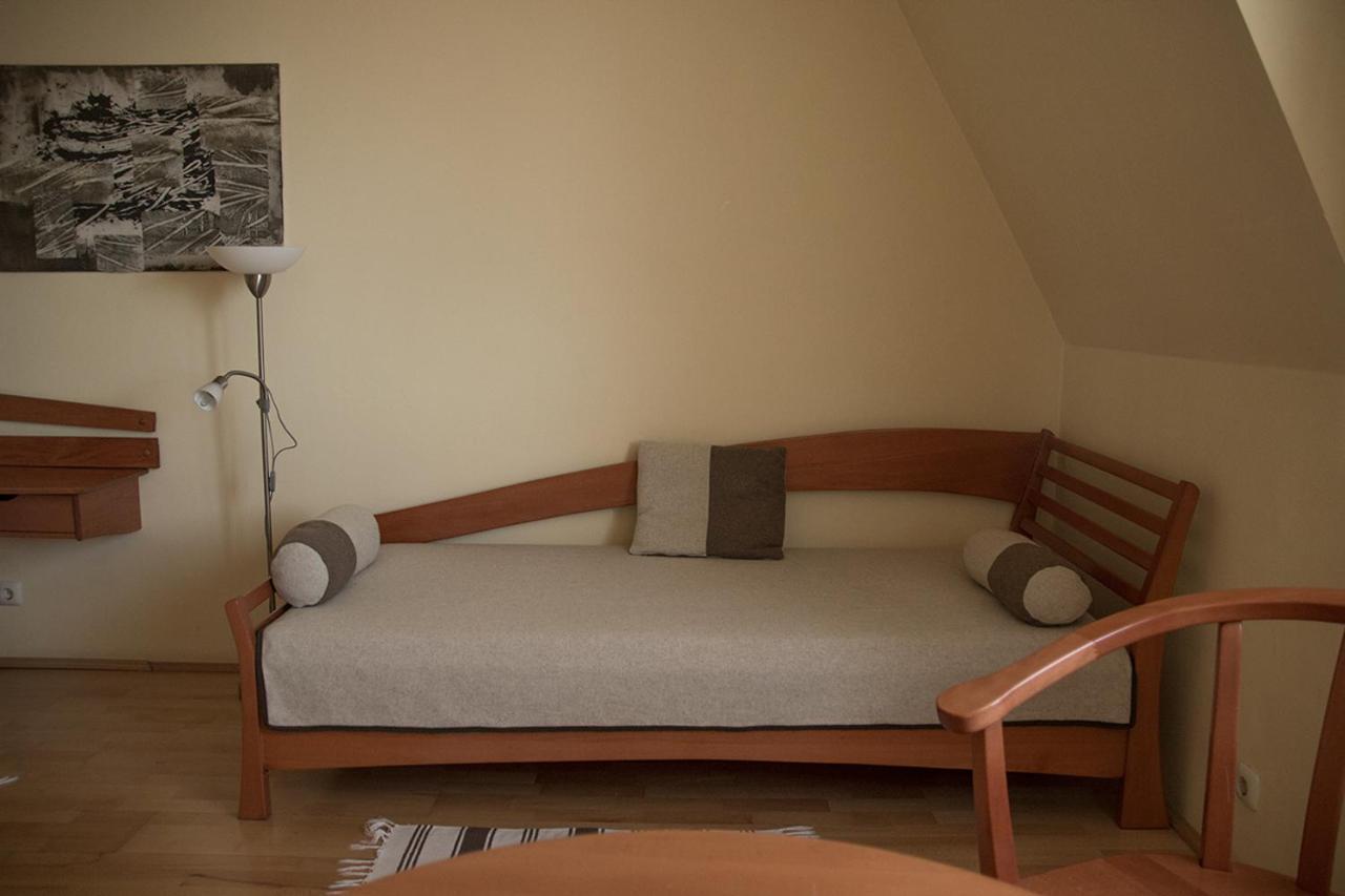 The Zen Hotel - Posticum Oradea Extérieur photo