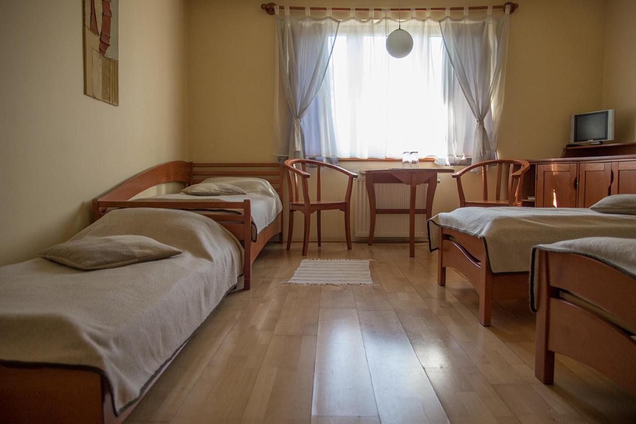 The Zen Hotel - Posticum Oradea Extérieur photo