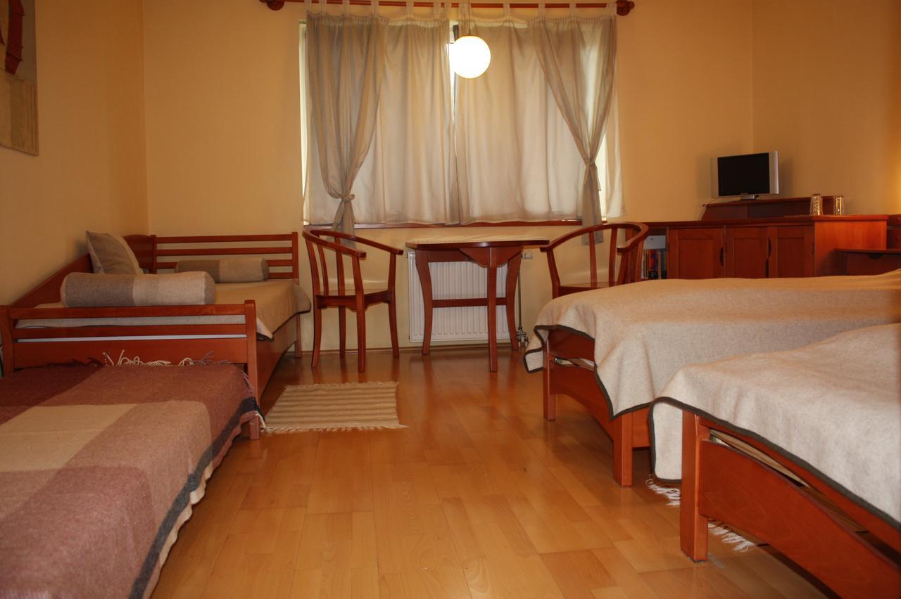 The Zen Hotel - Posticum Oradea Extérieur photo